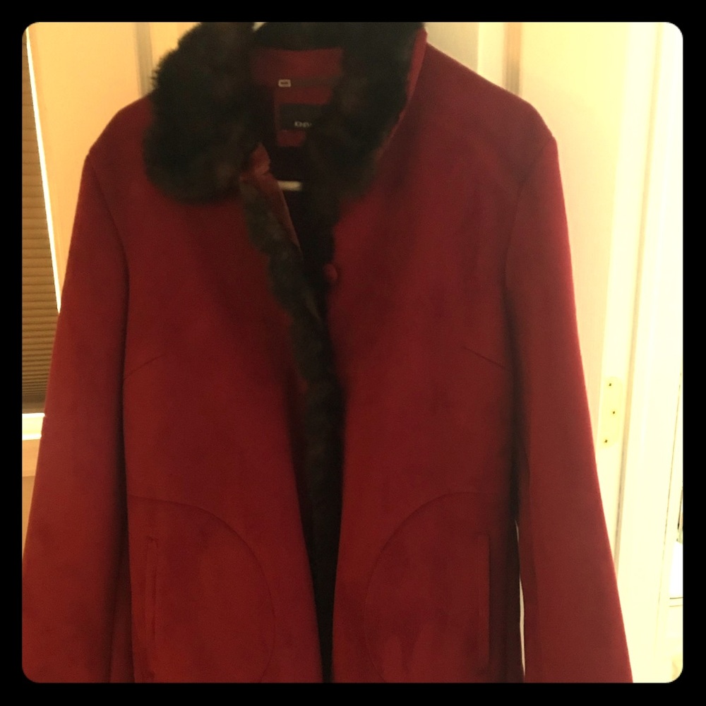 Jones Button down coat